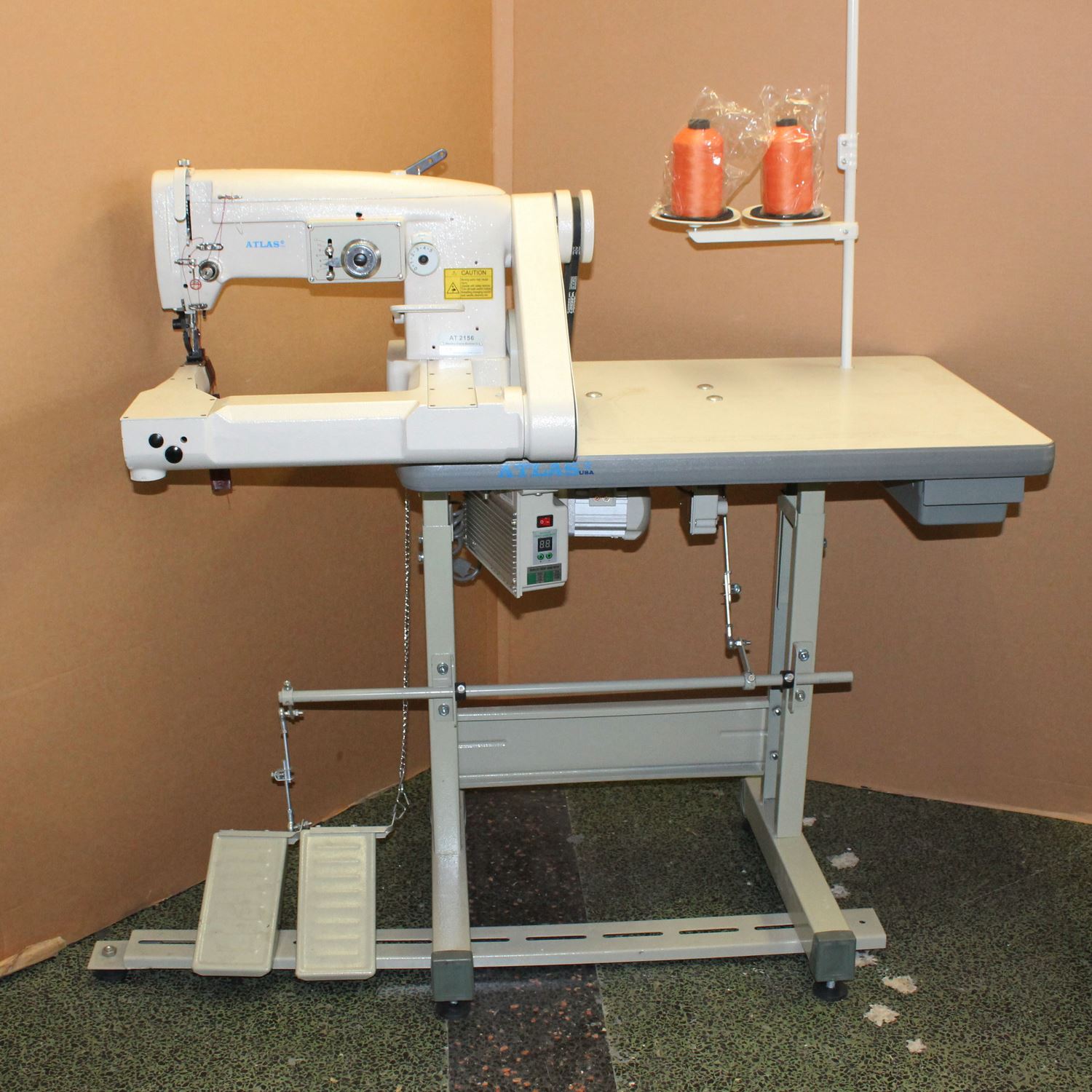 Single Needle Feed of arm ZigZag Sewing Machine Atlas USA A